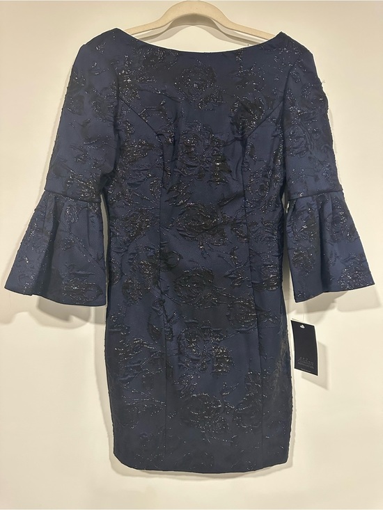 Aidan Mattox Dresses & Skirts - NWT Aidan Mattox Navy Sheath Cocktail Dress Floral Jacquard Bell Sleeve Sz 4